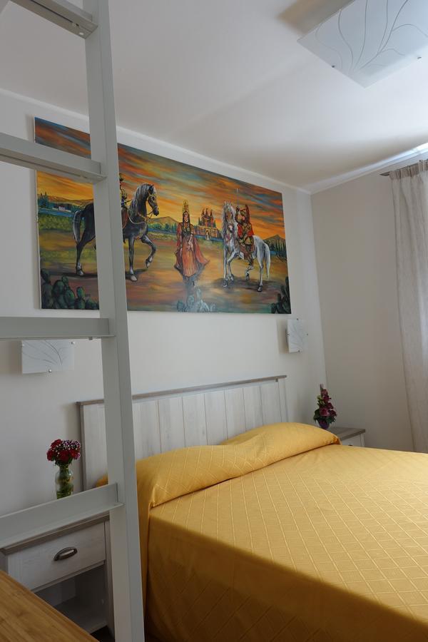 Bb Opera Dei Pupi Bed & Breakfast Syracuse Exterior photo